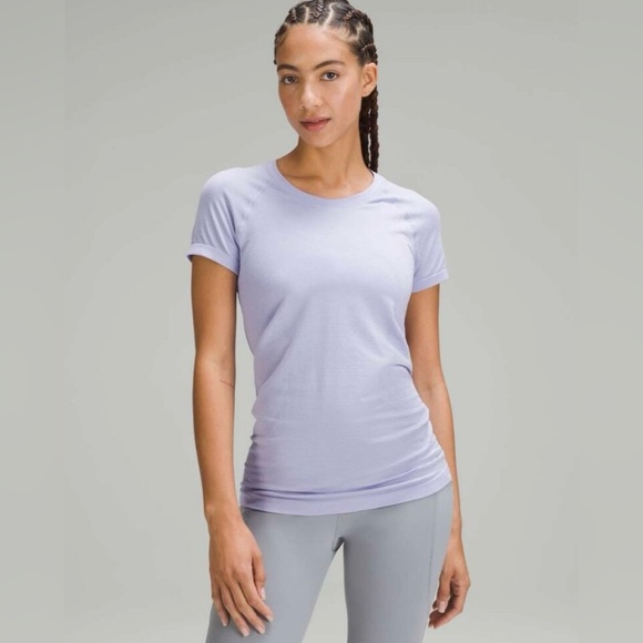 Lululemon Swiftly Tech Short Sleeve 2.0 Lavender T-Shirt size 10 - Picture 1 of 7